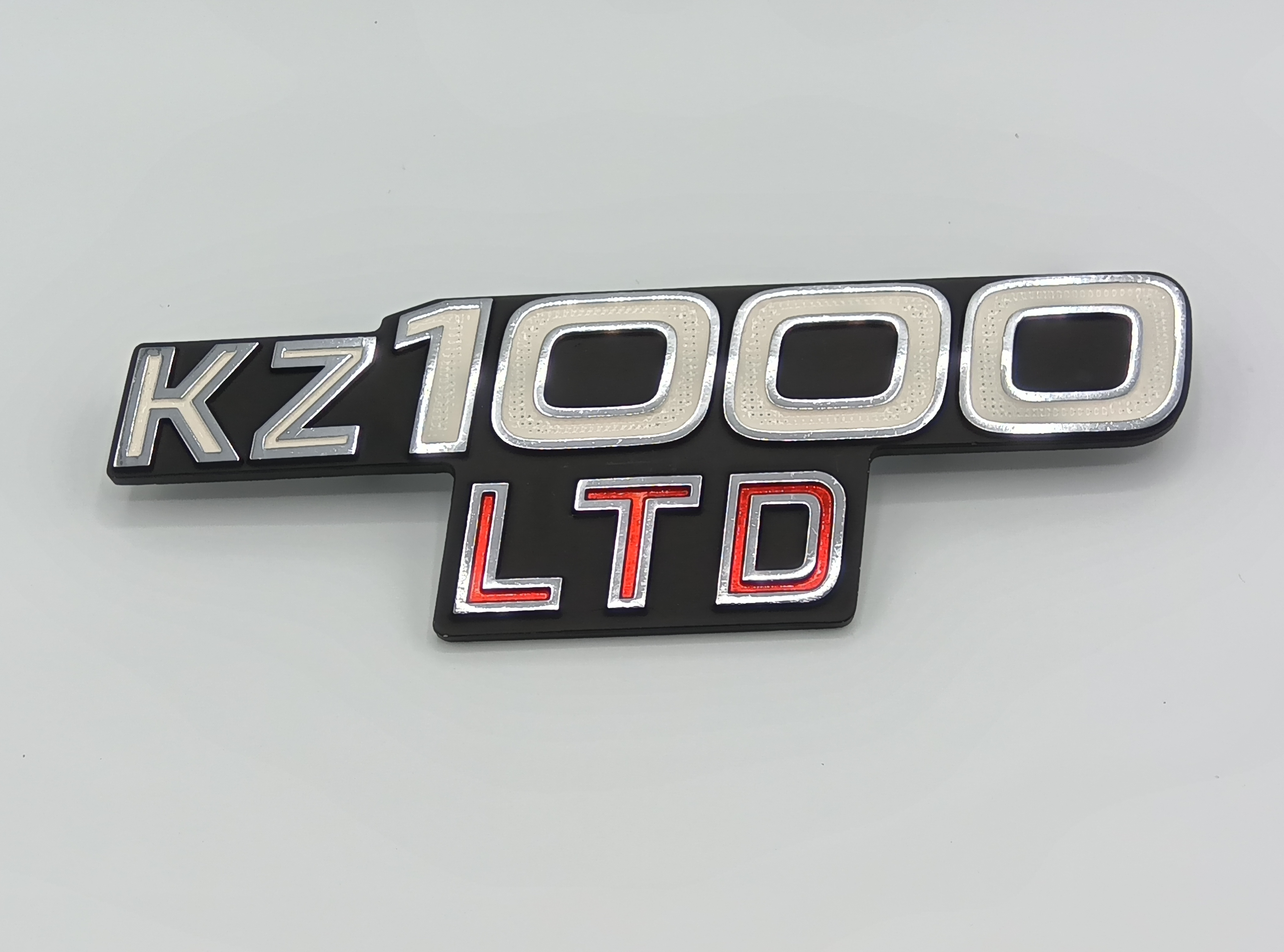 1977年 Z1000 SIDE COVER EMBLEM LH "KZ1000LTD"